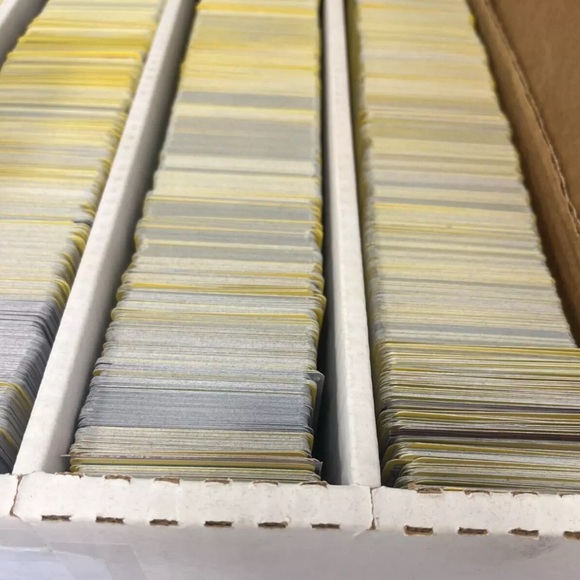 🔥🔥500 random pokemon cards from various sets and years🔥🔥 - Picture 1 of 2